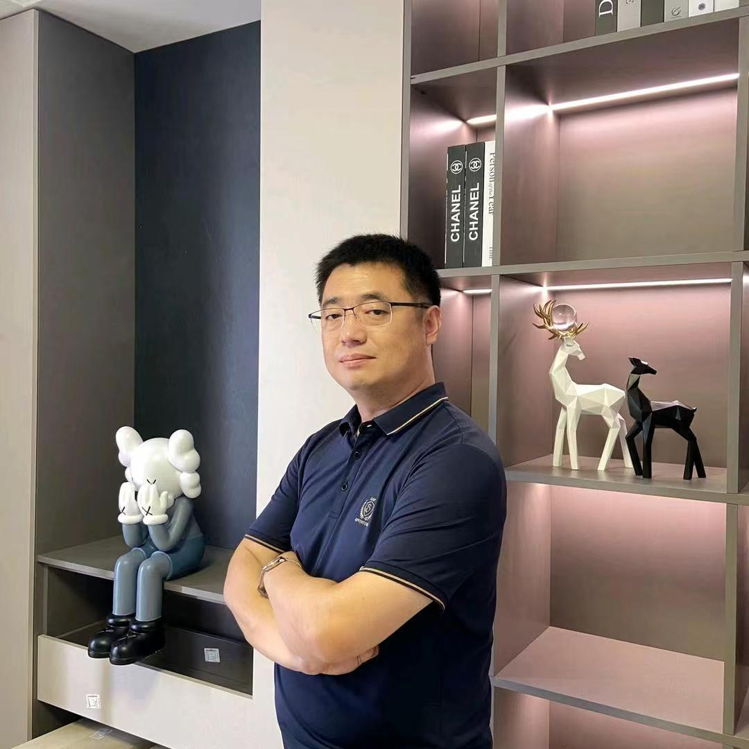 楒祐全屋定制济南东亚家居店