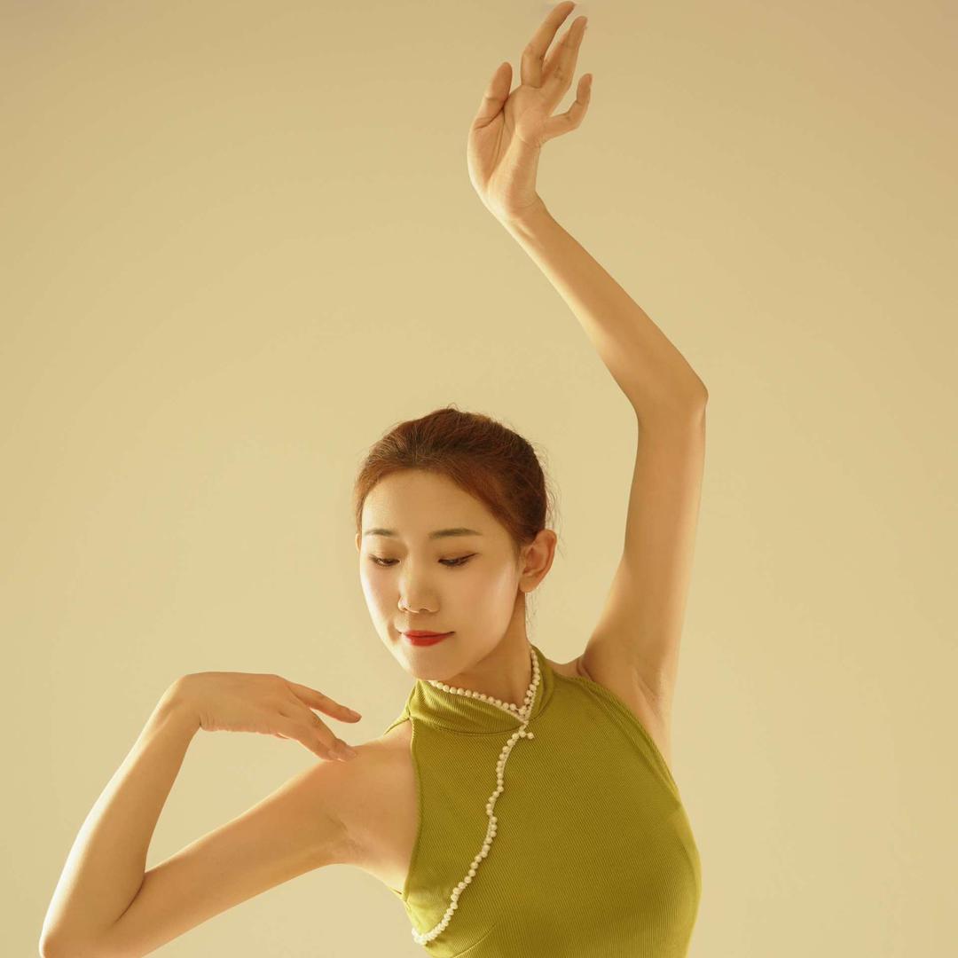 哈密艺朝艺夕文化艺术传播有限公司