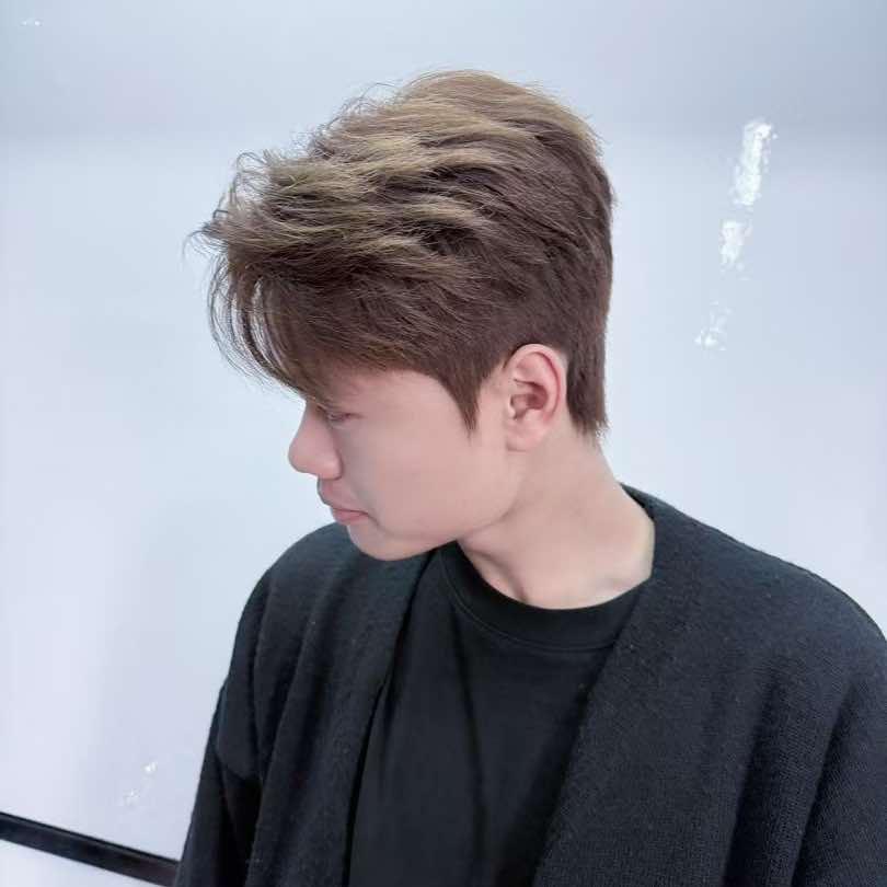 阿龙造型客服