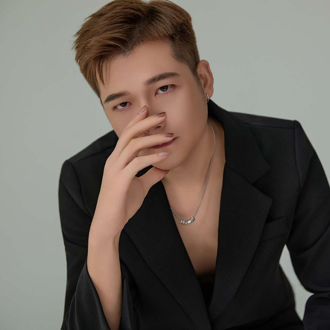 TT色彩造型 子强