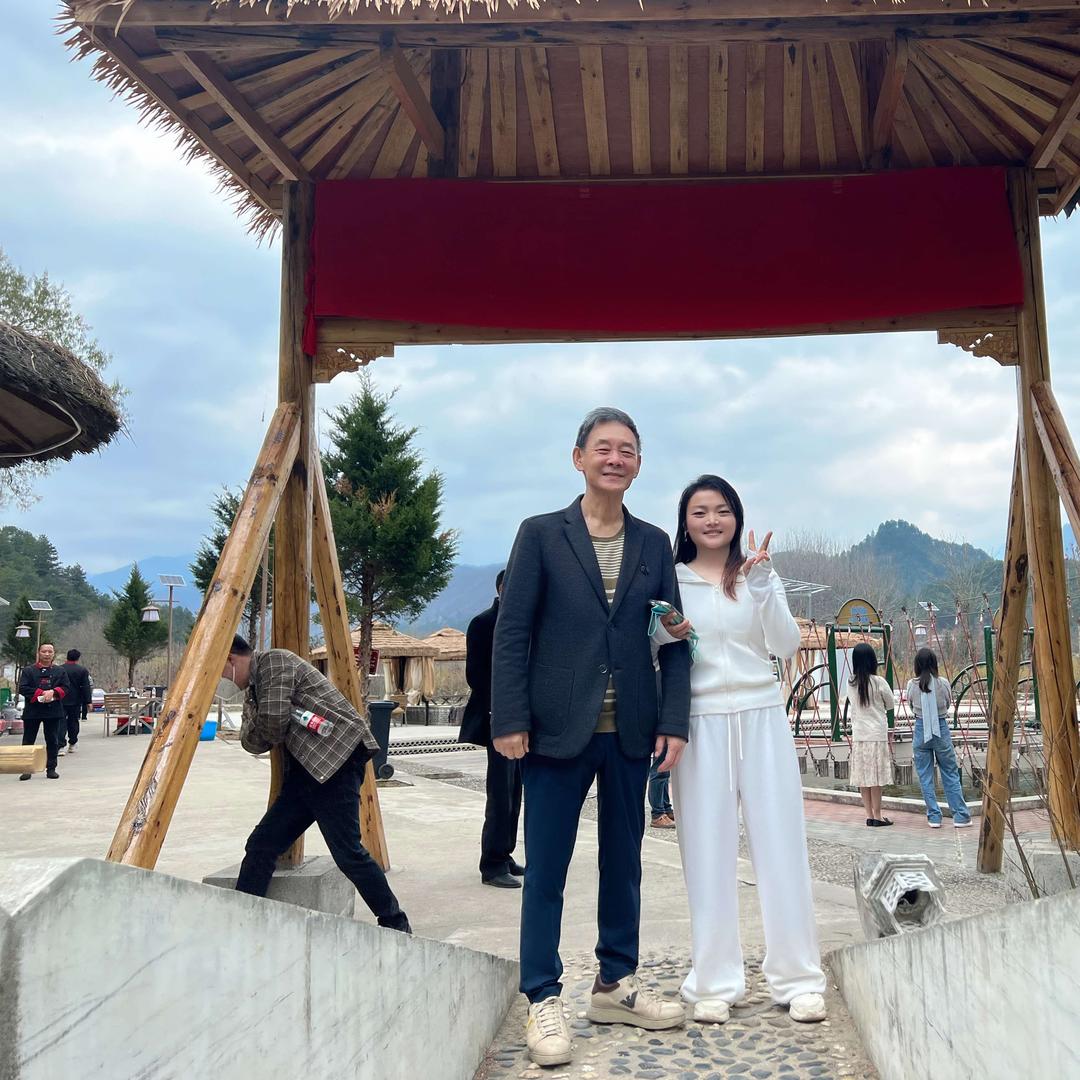 洋县华阳古镇杉树林农庄