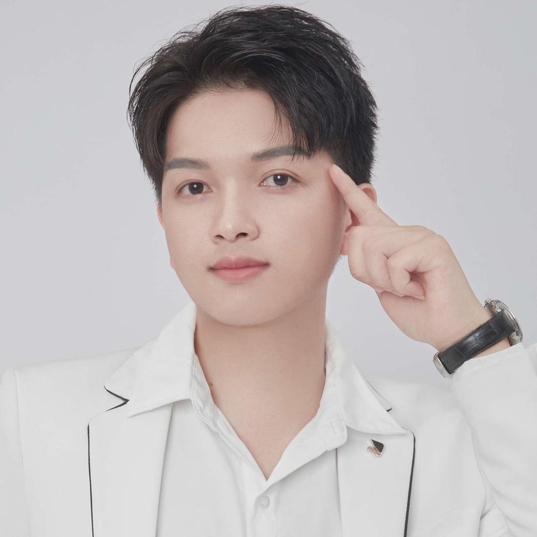 壹心美学-发型天花板