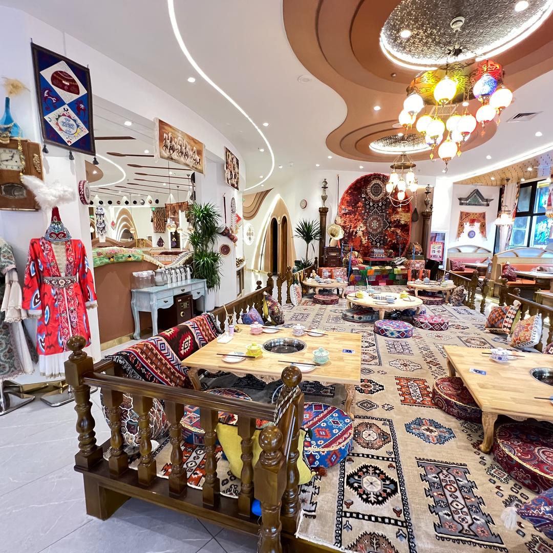 辣尚赢巴扎火锅(铜锣湾店)