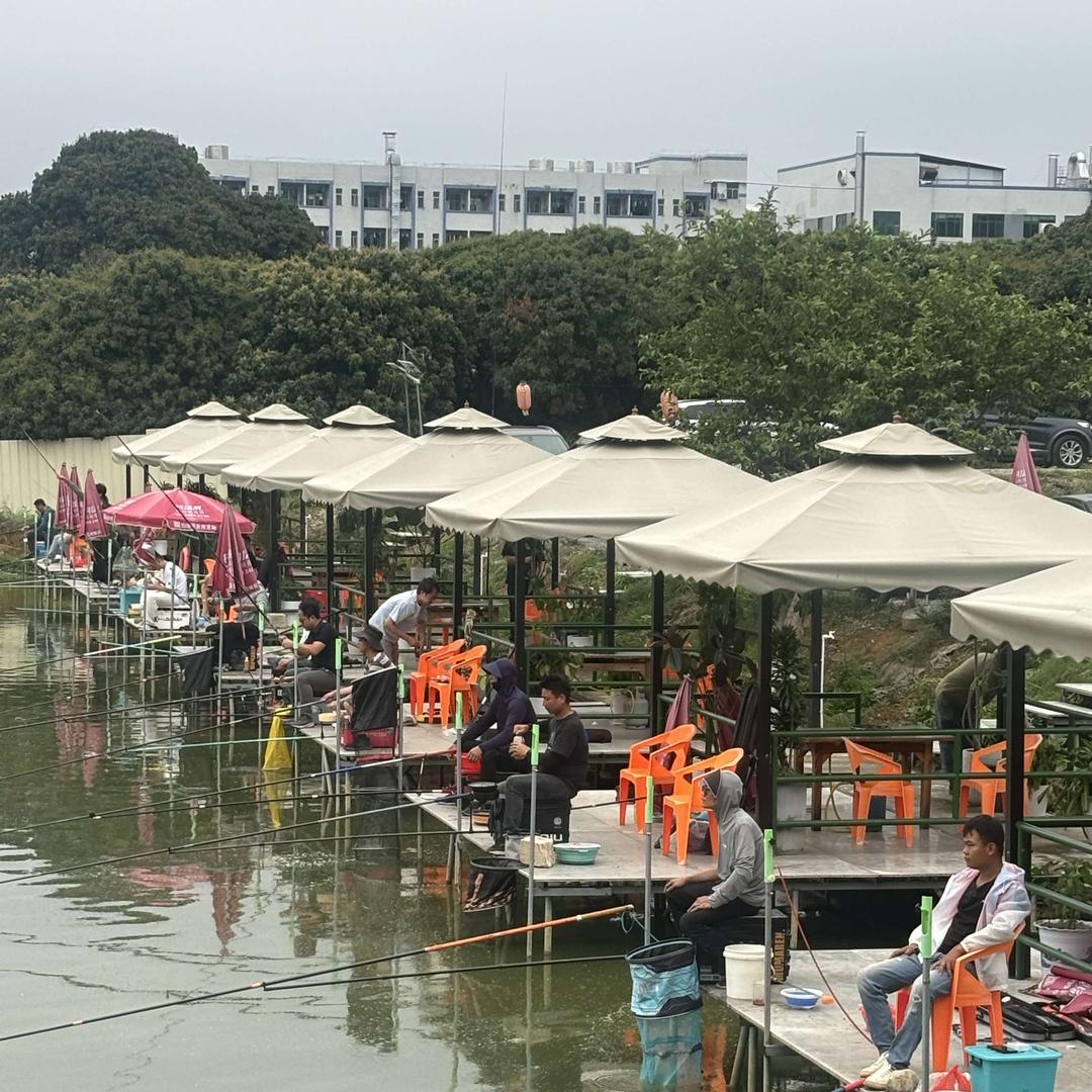湖尔美合兴钓鱼场