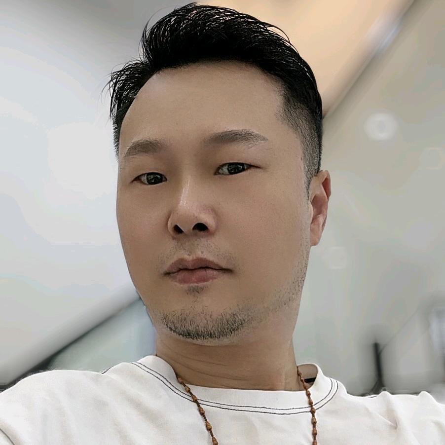 武汉南湖佰城烫染天花板 阿勇