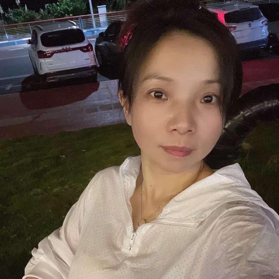 甲鱼烧烤吧甲小妹