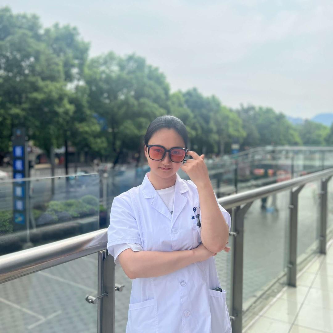 吉首新视纪眼镜