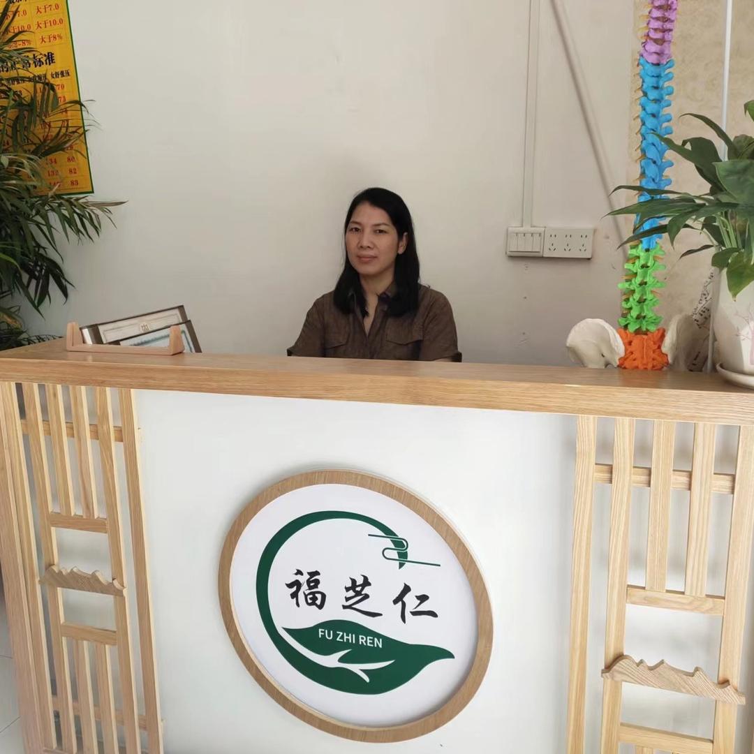 在广东做推拿按摩的曾姐
