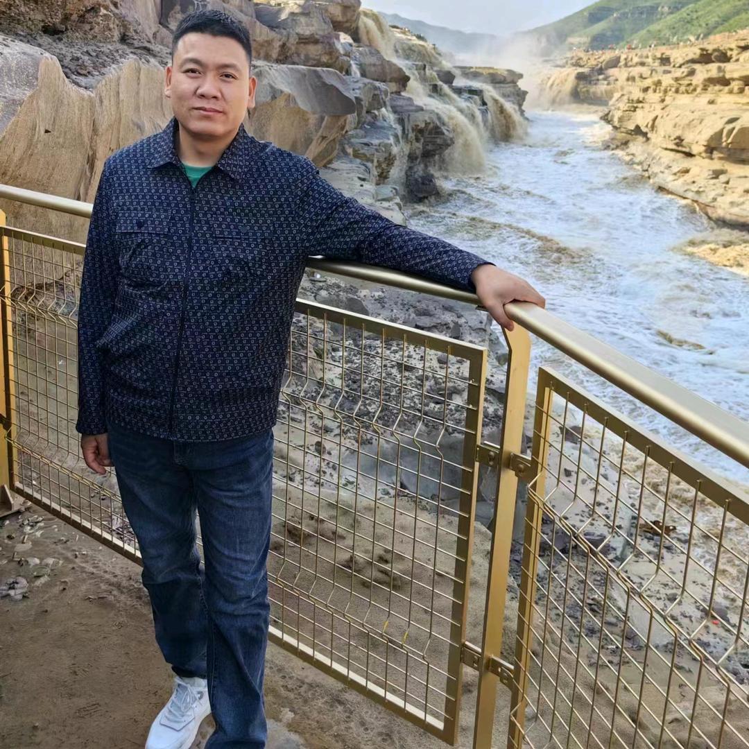 伊香特泡馍烧烤（田马路店）