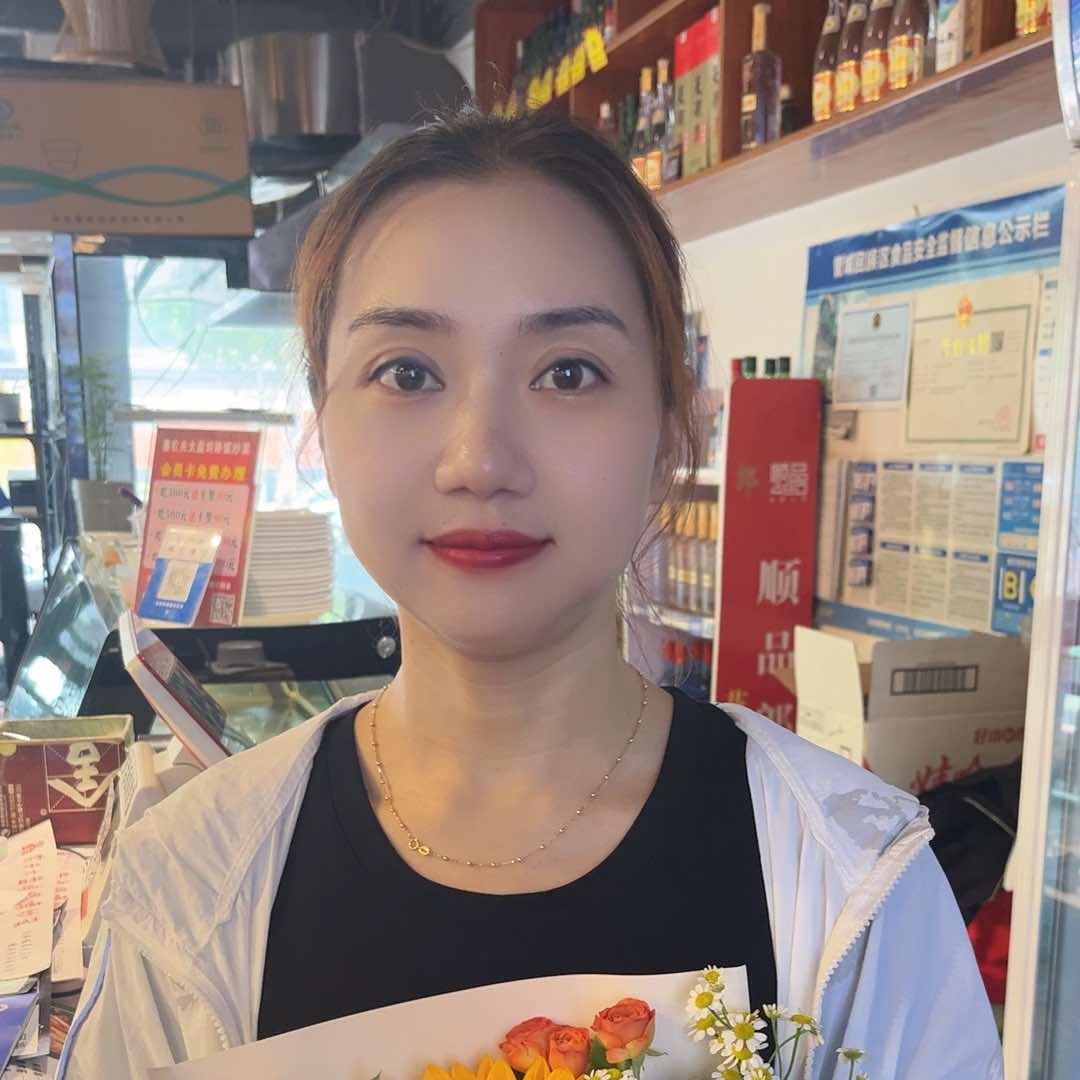 玲玲农夫大盘鸡（正商华钻店）