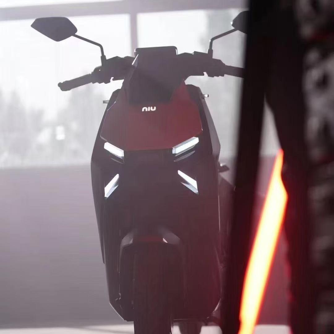 深圳小牛电动车-阿介