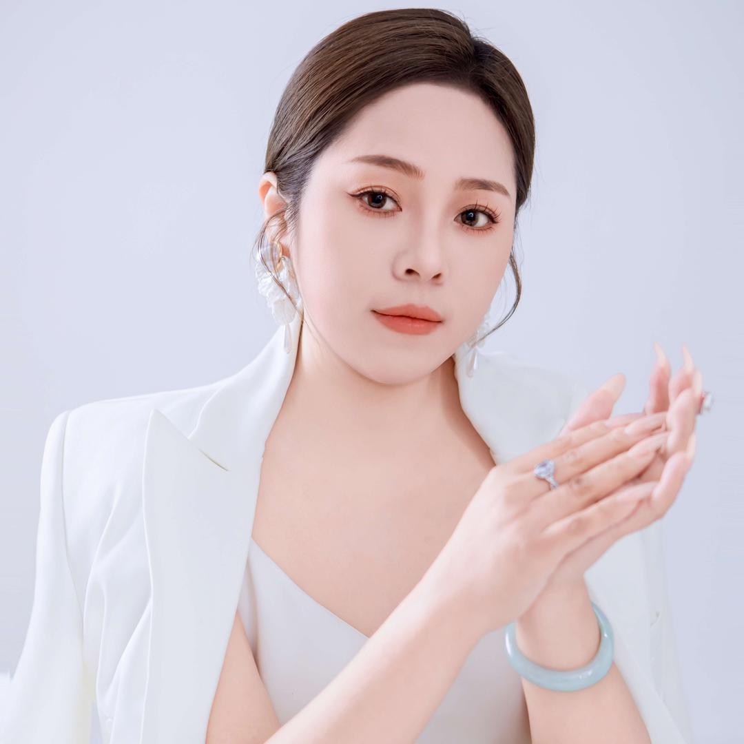 予初美甲美睫皮肤管理中心