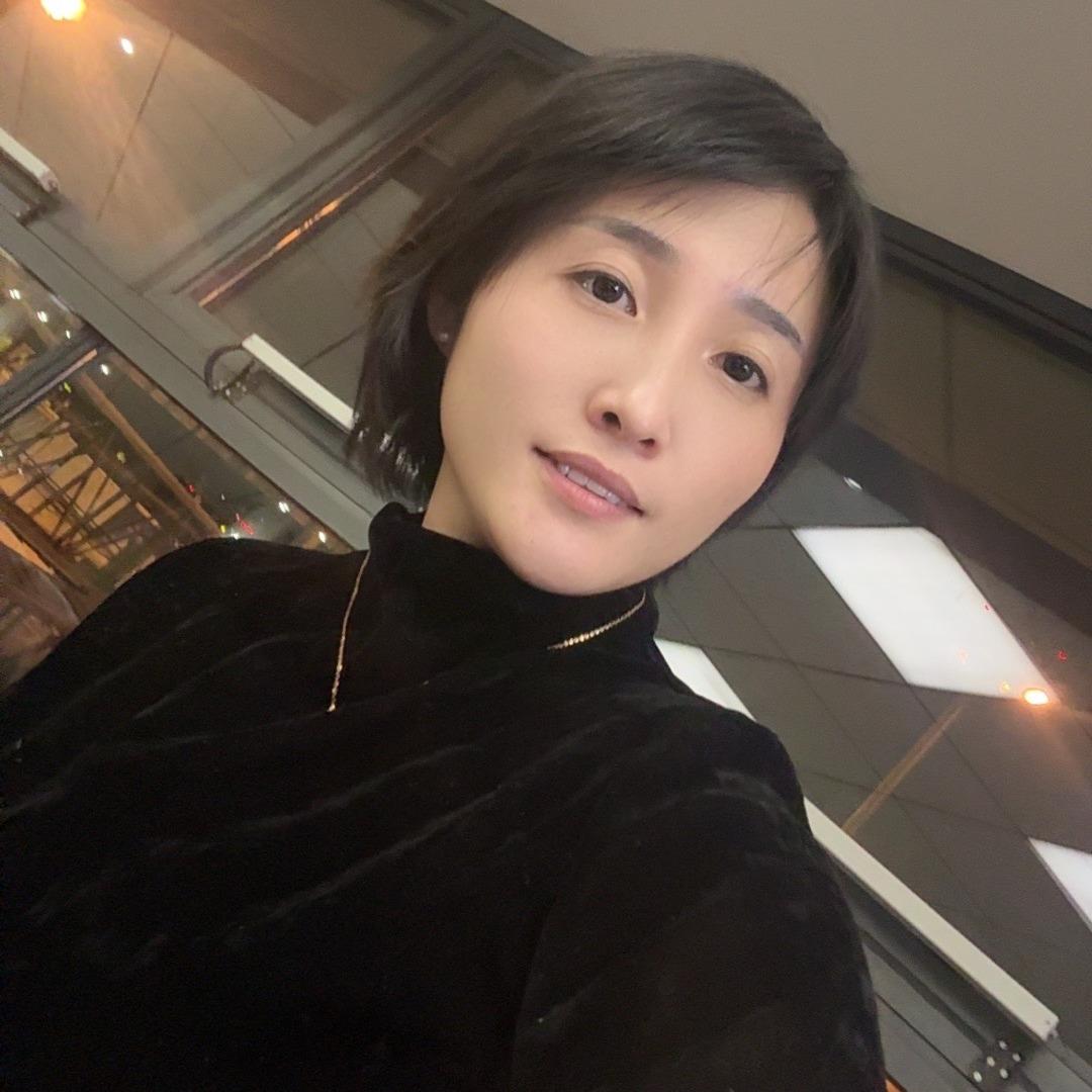 马头爱拍鞋店欢欢