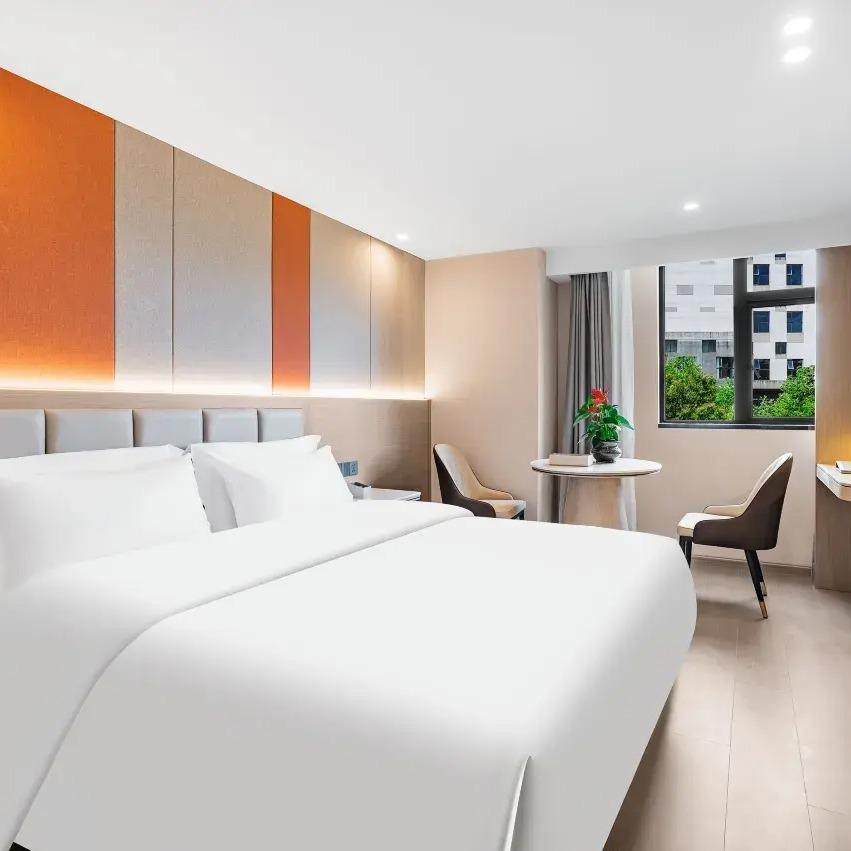 昆明嘉驿轻奢酒店（经开区春漫大道店）