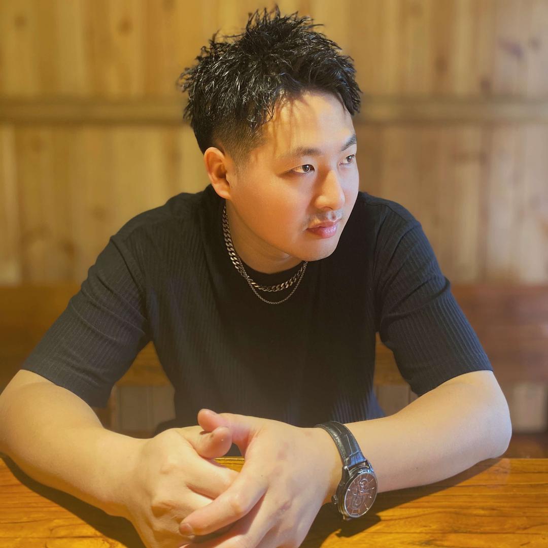 洛宁罗美国际刘鑫（凤翼路）