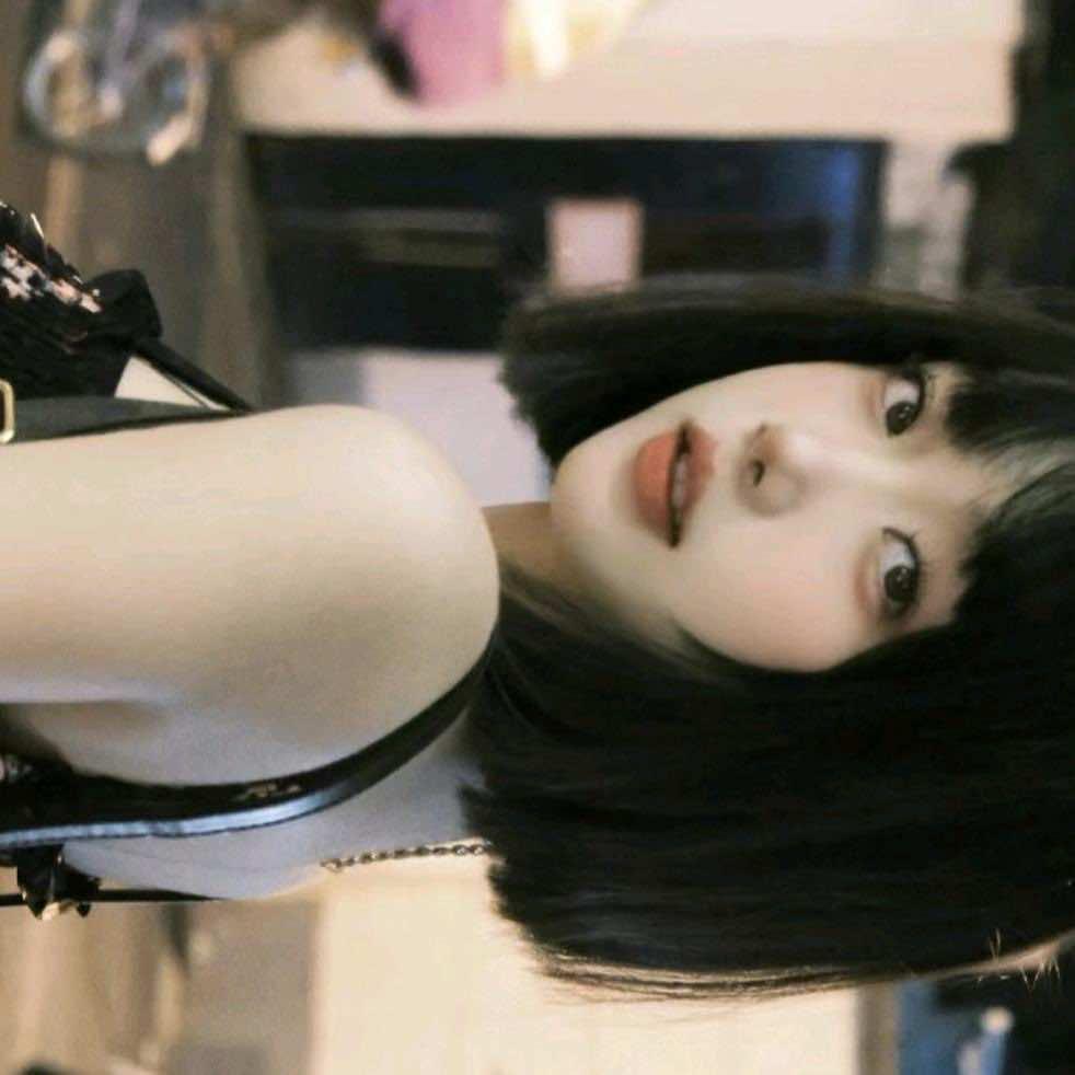 小垚不想上班.
