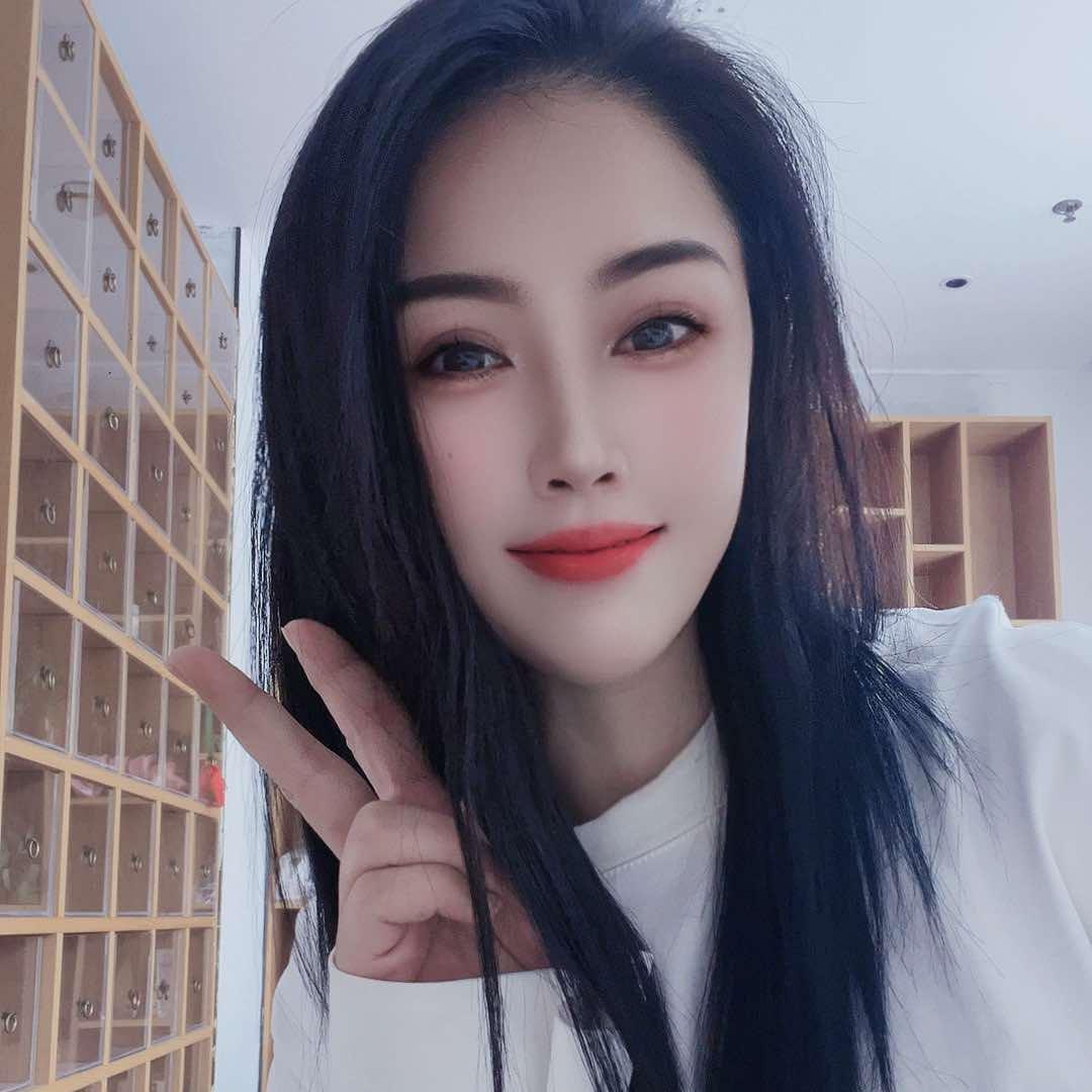 Liuli美甲美睫工作室