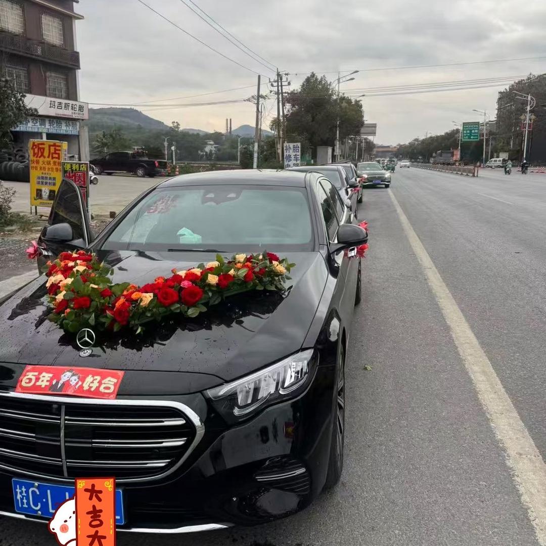 桂林坤鸿租车