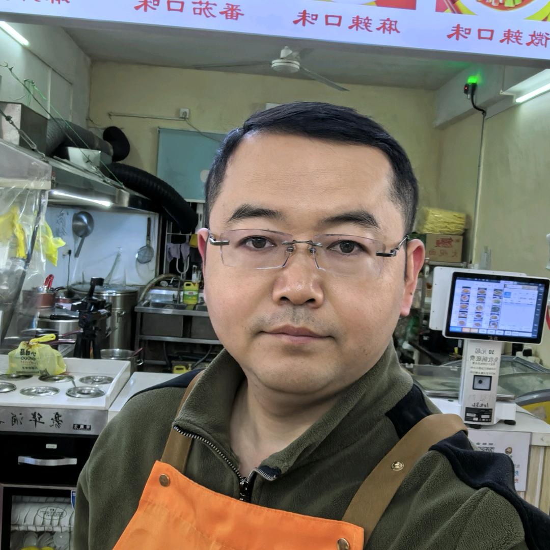 小皓哥新式麻辣烫