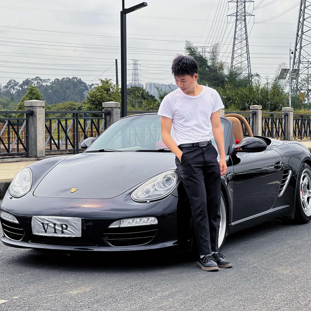 东莞二手车阿廖