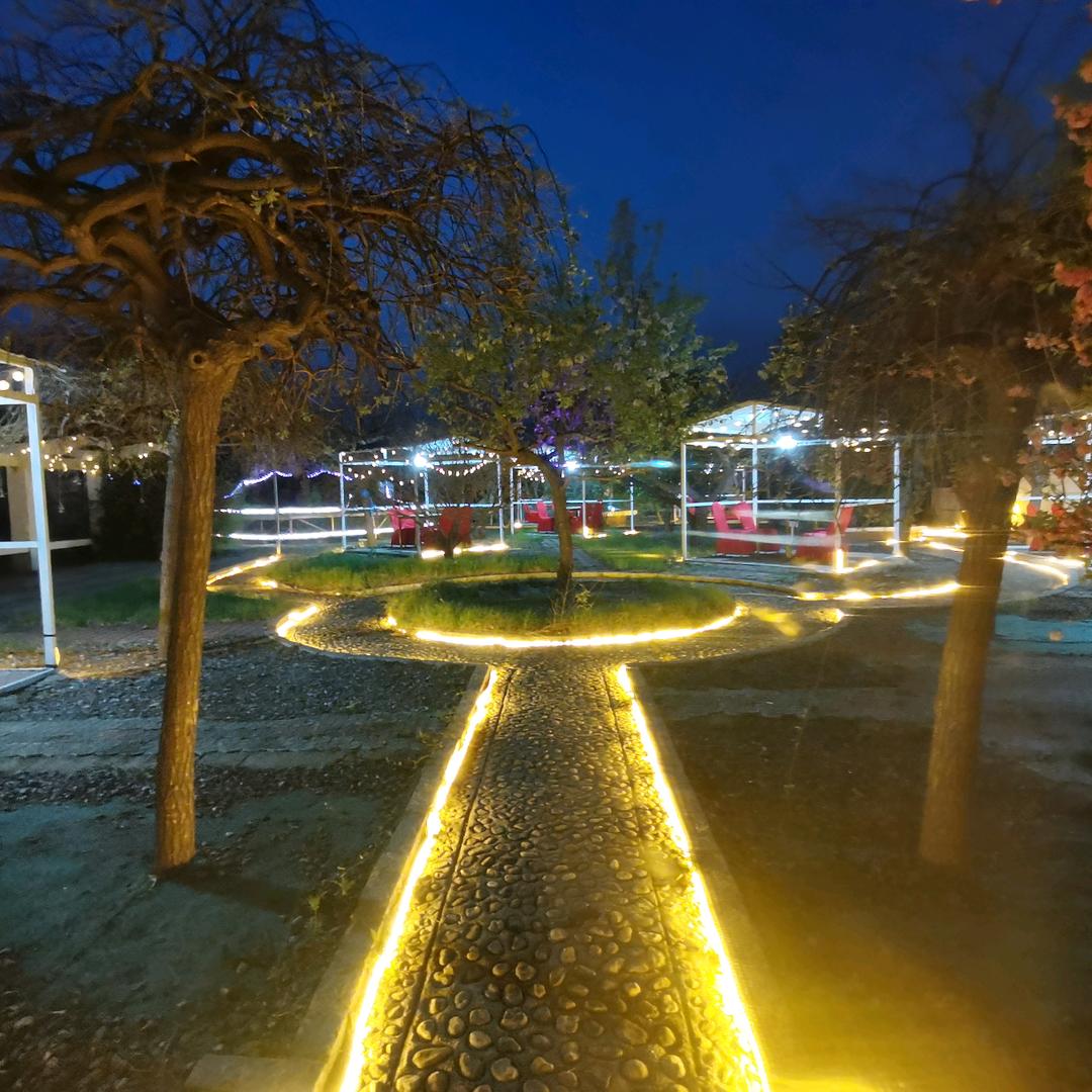 烟火烧烤露营小院