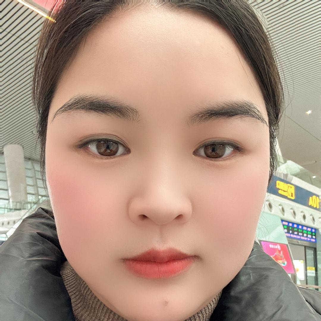 李雪-固镇喜丽服饰仓储店