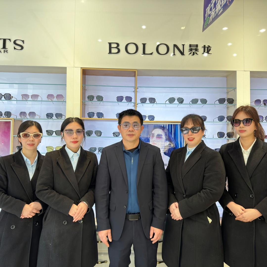 祁阳爱眼城眼镜