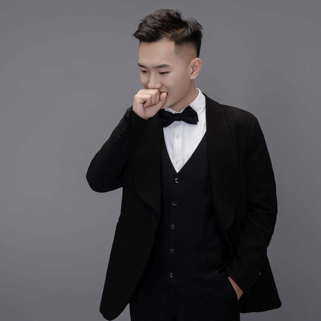 晓晓伟烫发设计-英伦造型
