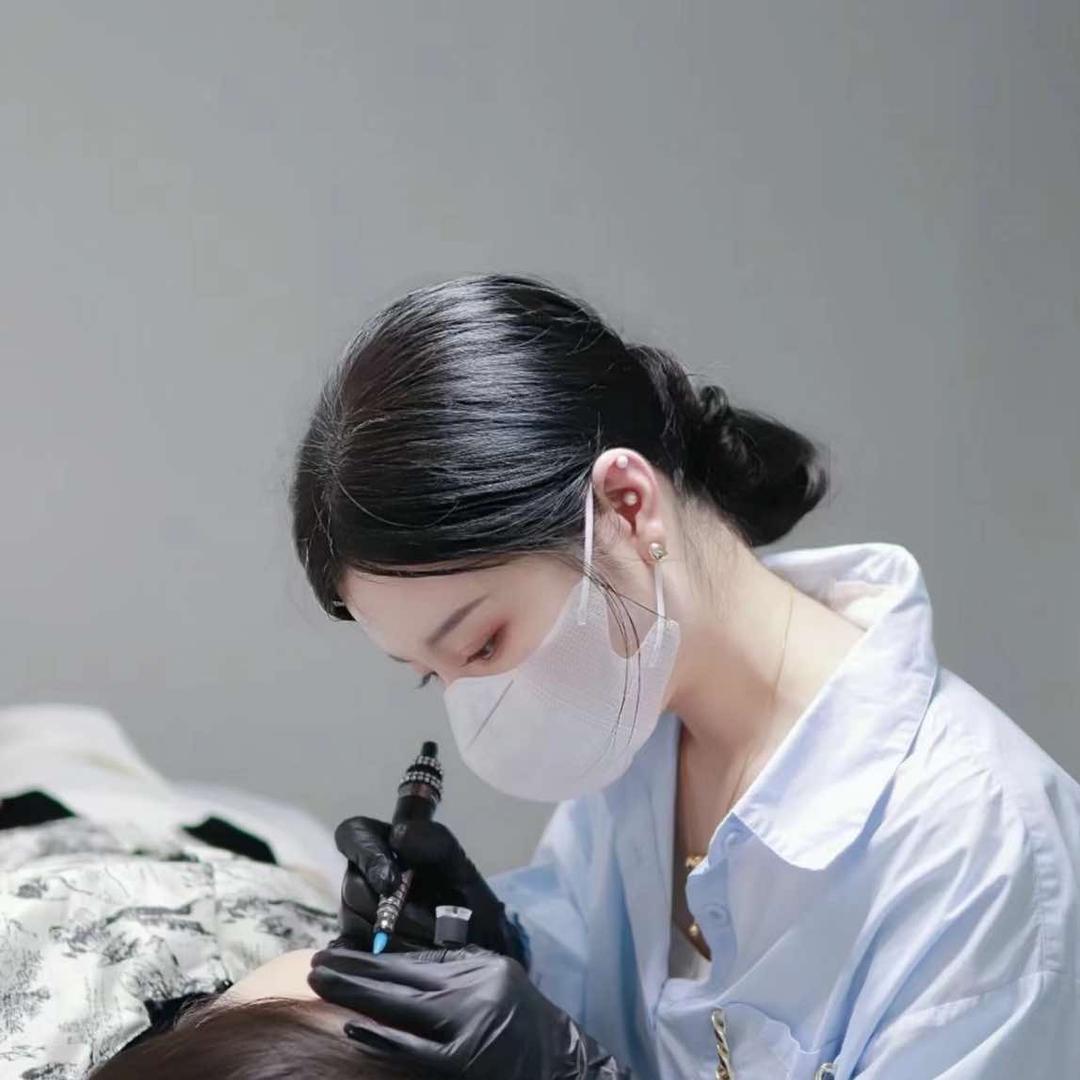 银川妍妍铂钻野生眉
