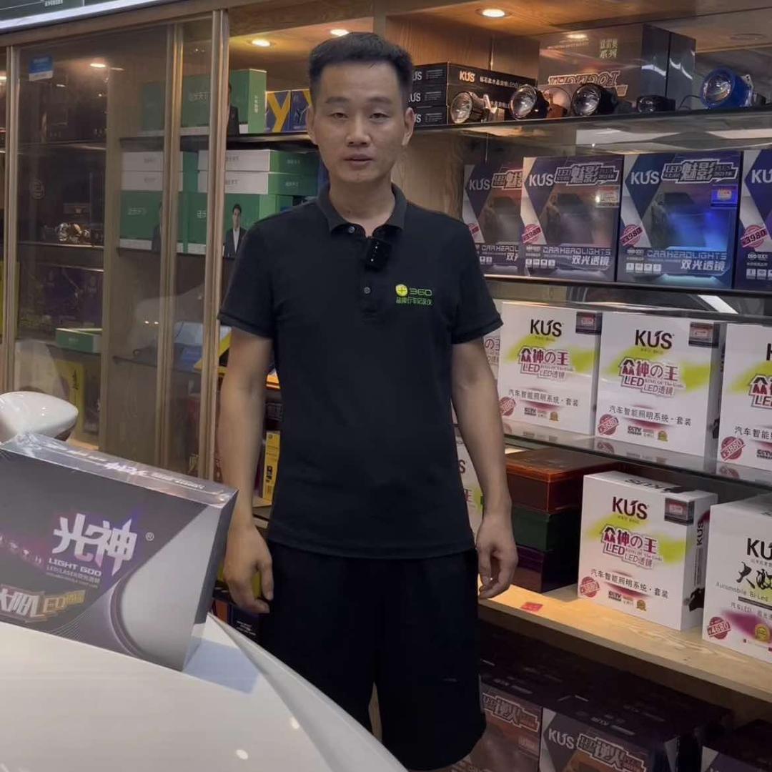 南宁车灯谭哥