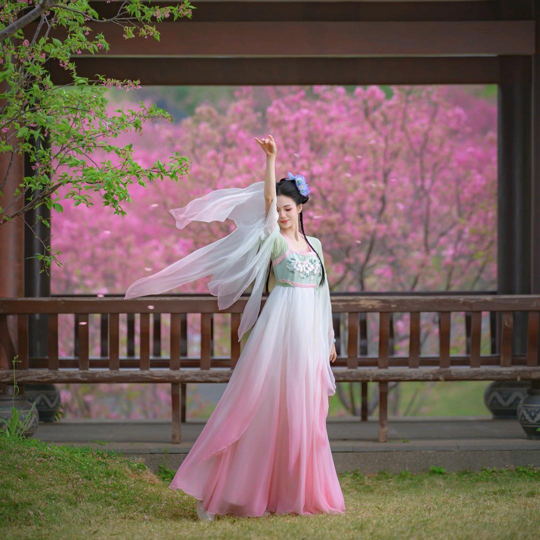 星宏舞蹈艺术中心