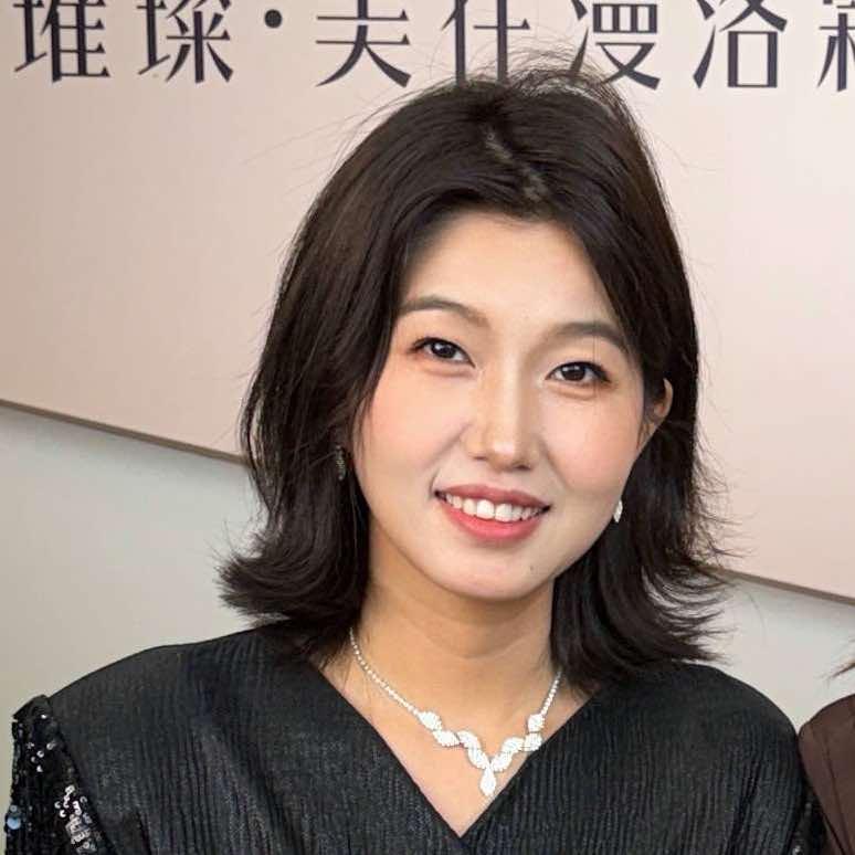 漫洛霖满儿