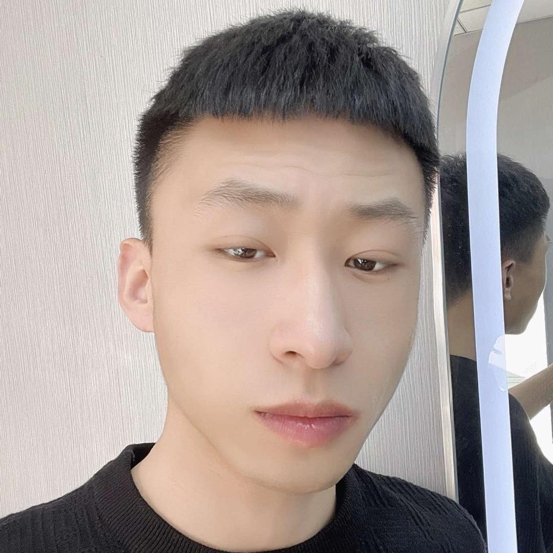 忻州皇冠造型店