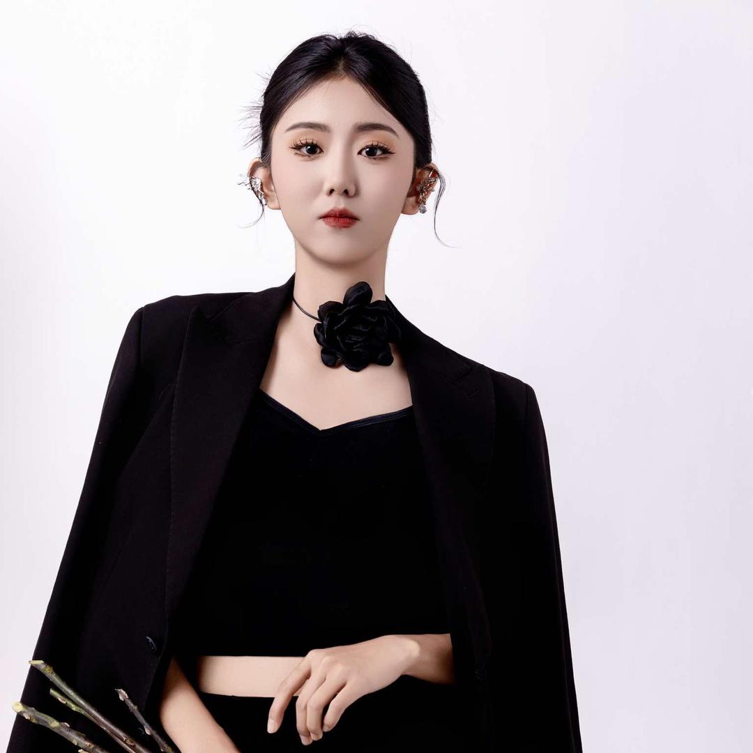 宾川钻井妹  啊霞