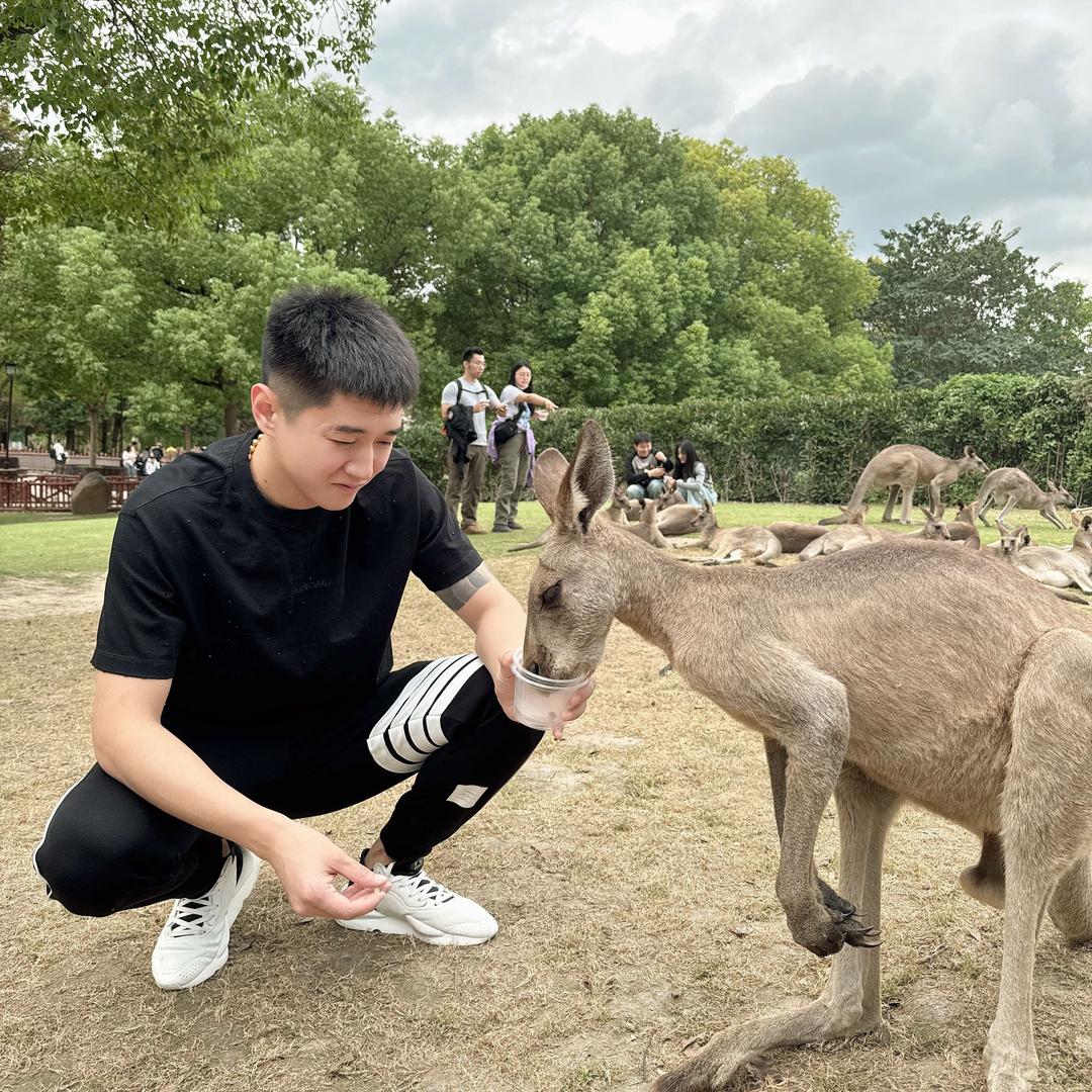 晓伟海鲜大排档官方号