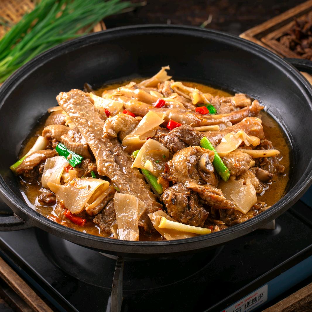 赣州新龙记·正宗南雄老肖鹅王煲