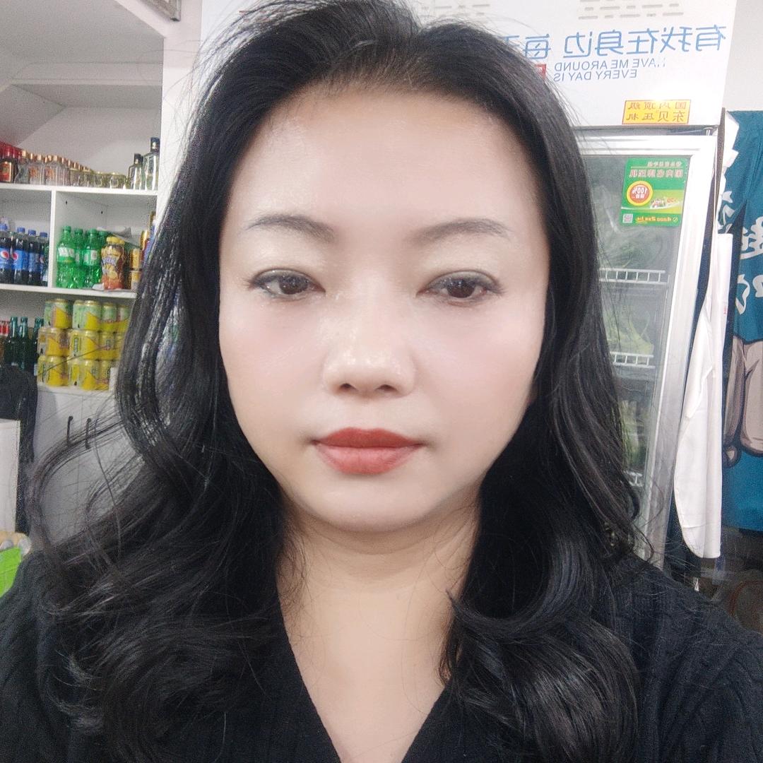 荣荣姐
