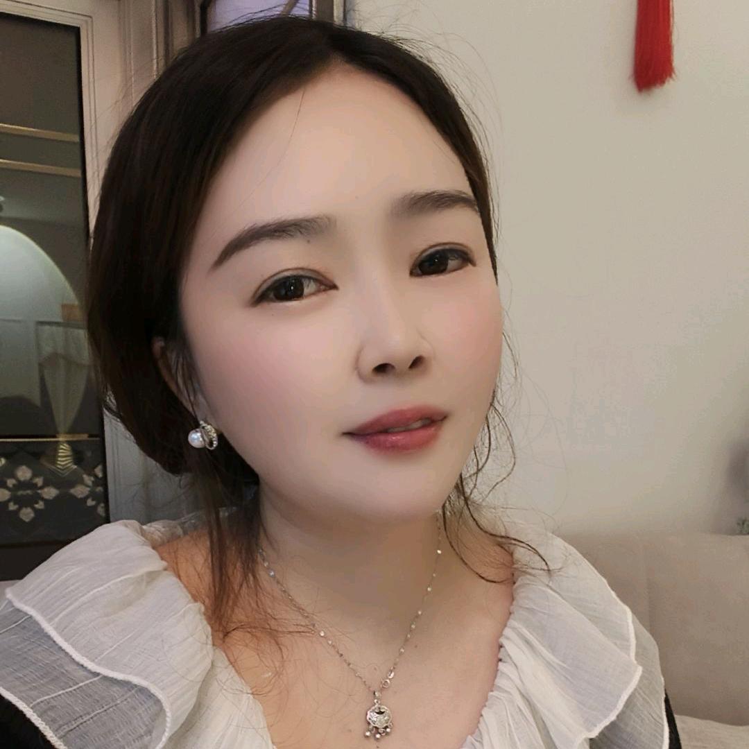 川妹徐娟在北京做火锅（巴到烫鲜火锅）
