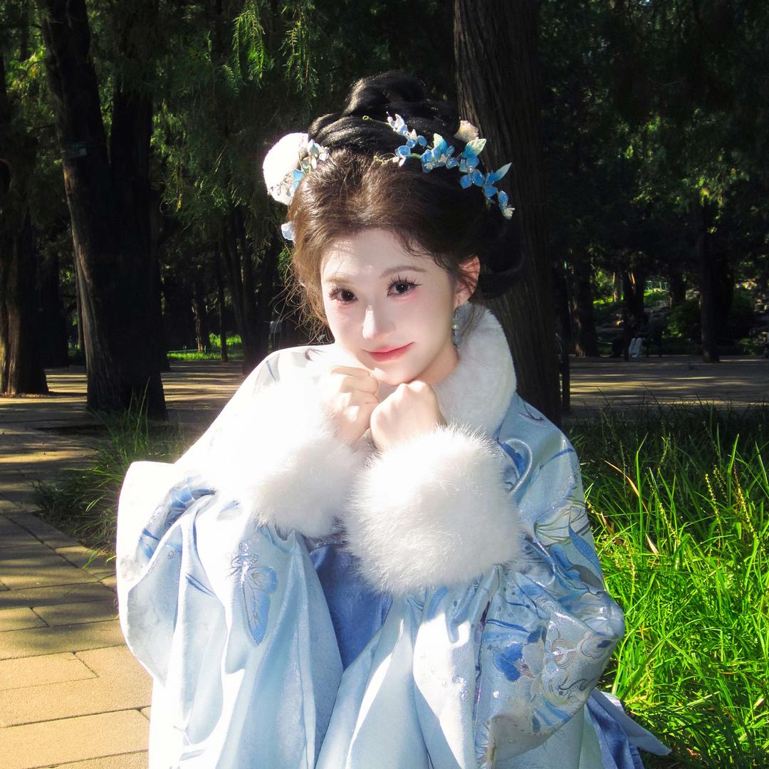 云裳花容古风摄影官方号