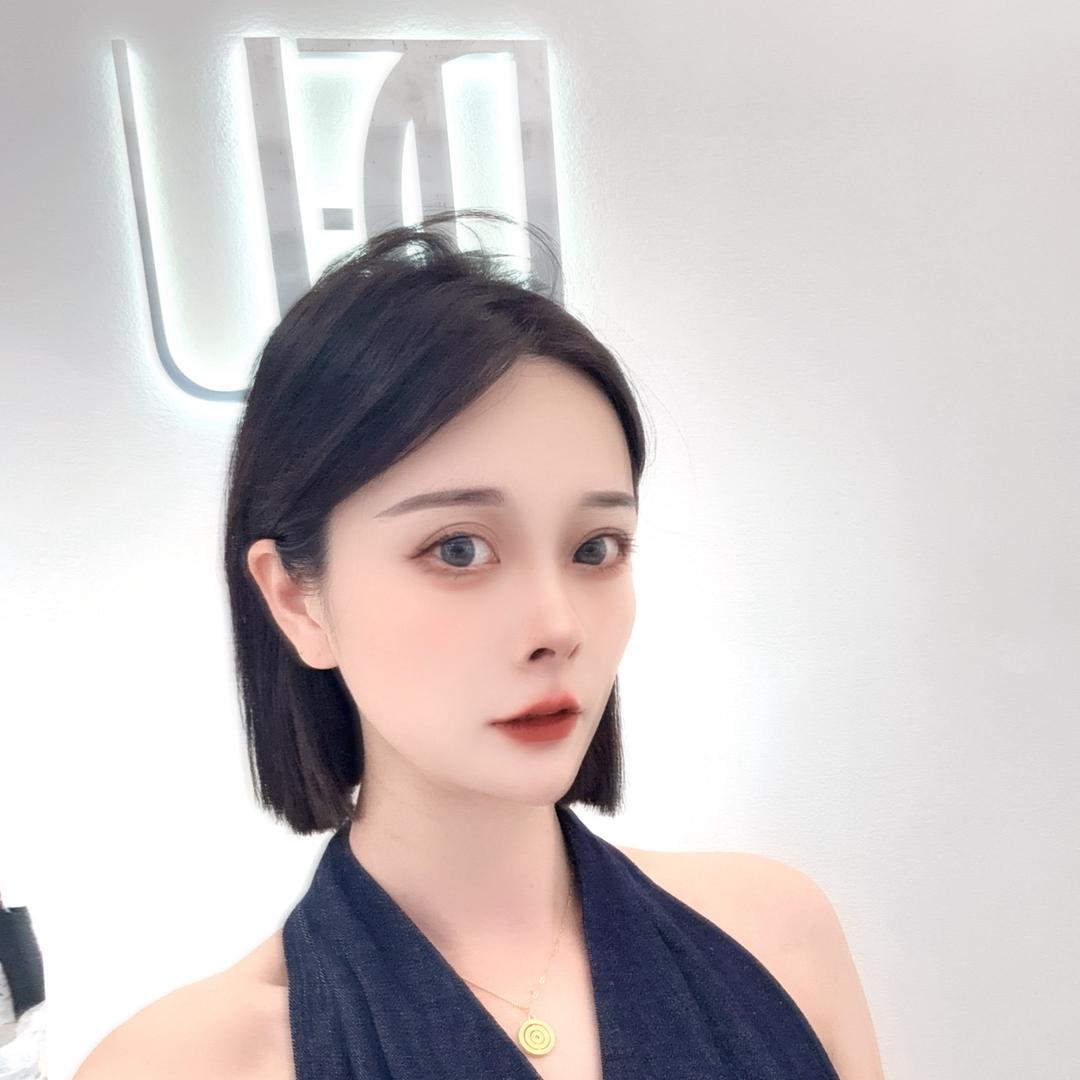 DEU蝶遇主理人-小余（宁乡翡翠湖店）