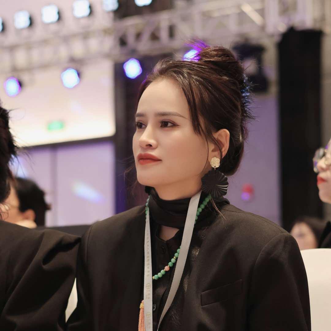琴子美业人恋姿魅云彝美
