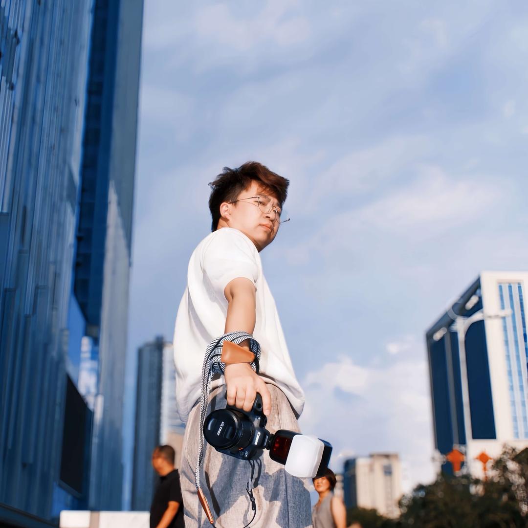 合川艾薇尔小李私人定制发型设计