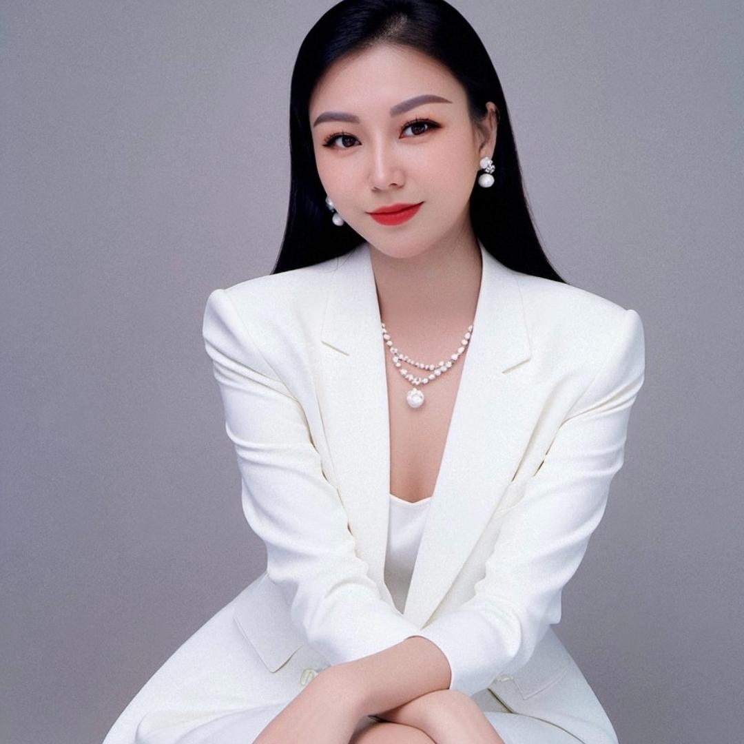 武夷山做眉毛的洋洋