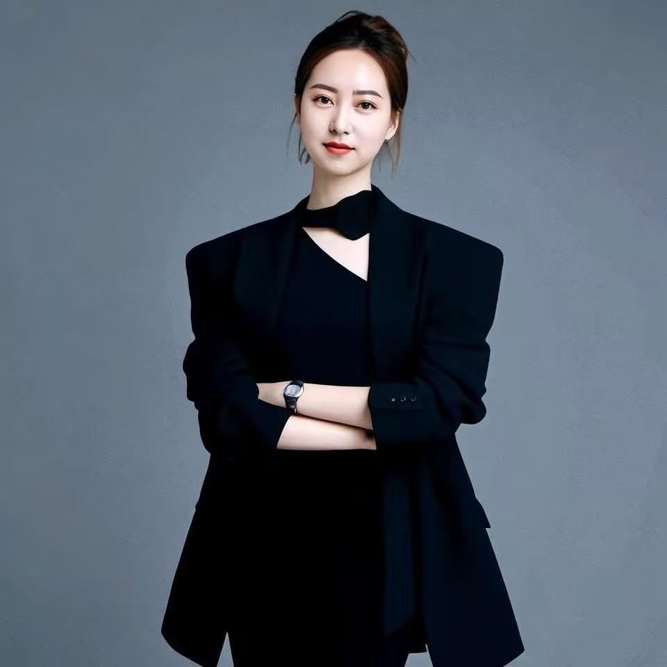 凯迪拉克福利官小康康