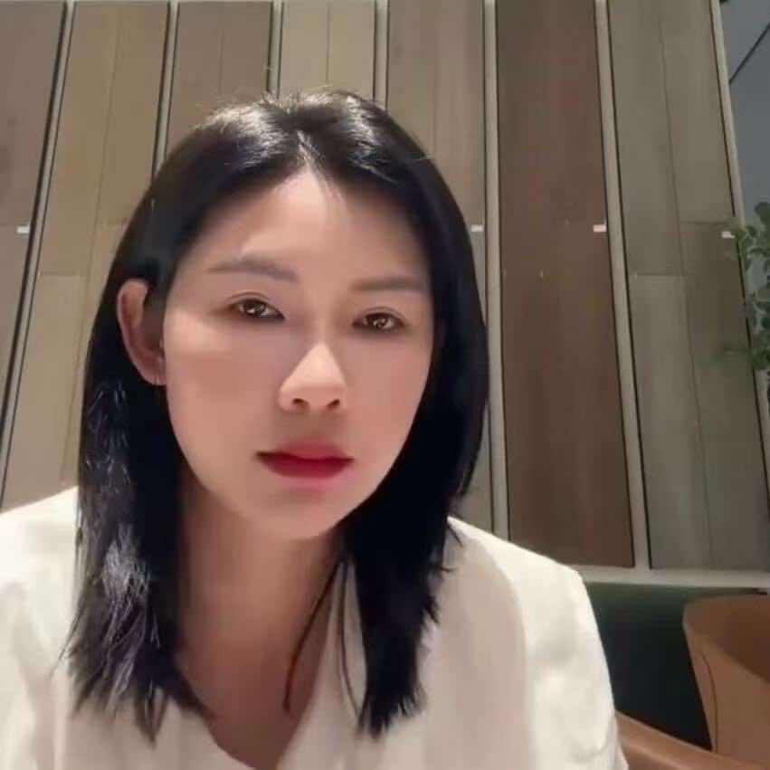 小李    砚山金意陶辰历瓷砖