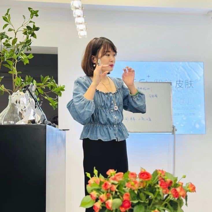 熙颜皮肤-小悦