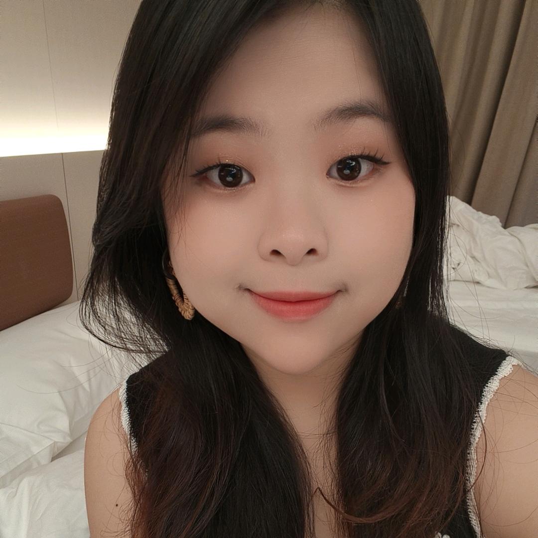 CCpurchase品牌女装折扣仓-小铃