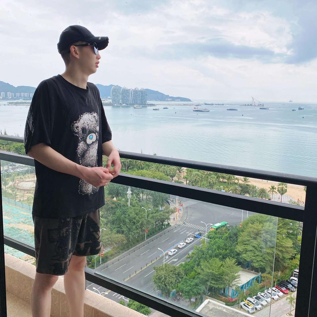 小鹏哥