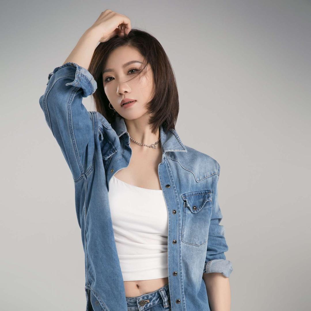 开封SQ皇冠街舞 苏校