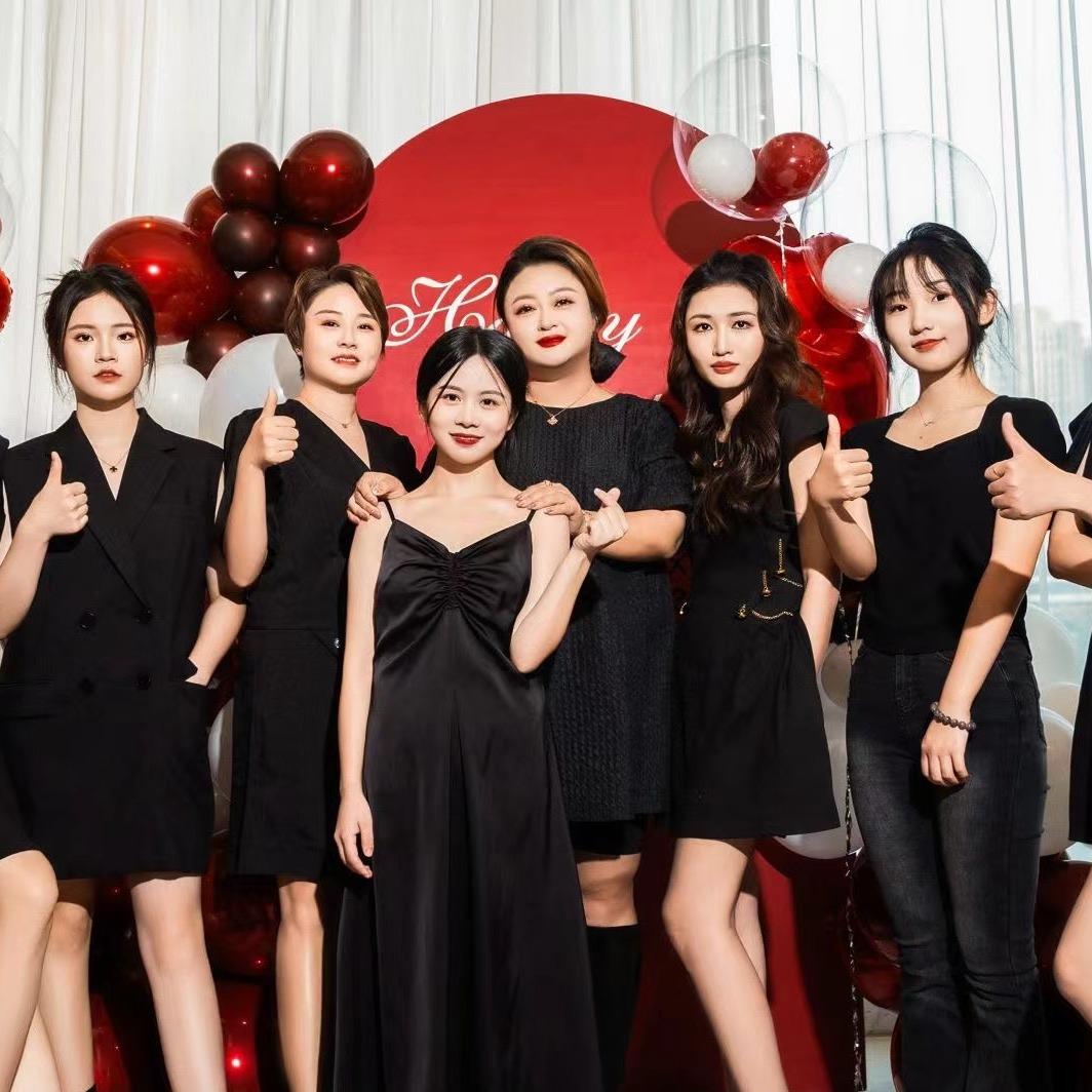 叶老师专注斑敏痘(武汉)